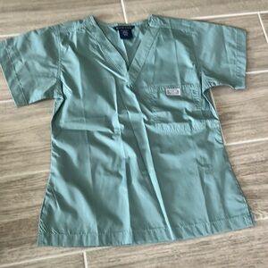 NWOT blue sky scrub top
